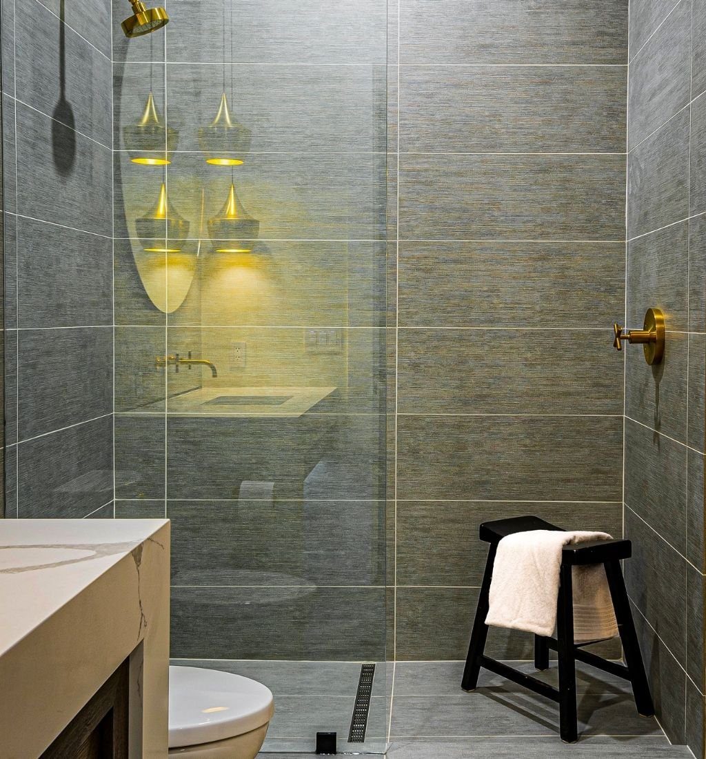 bathroom fitters KT1 4DA